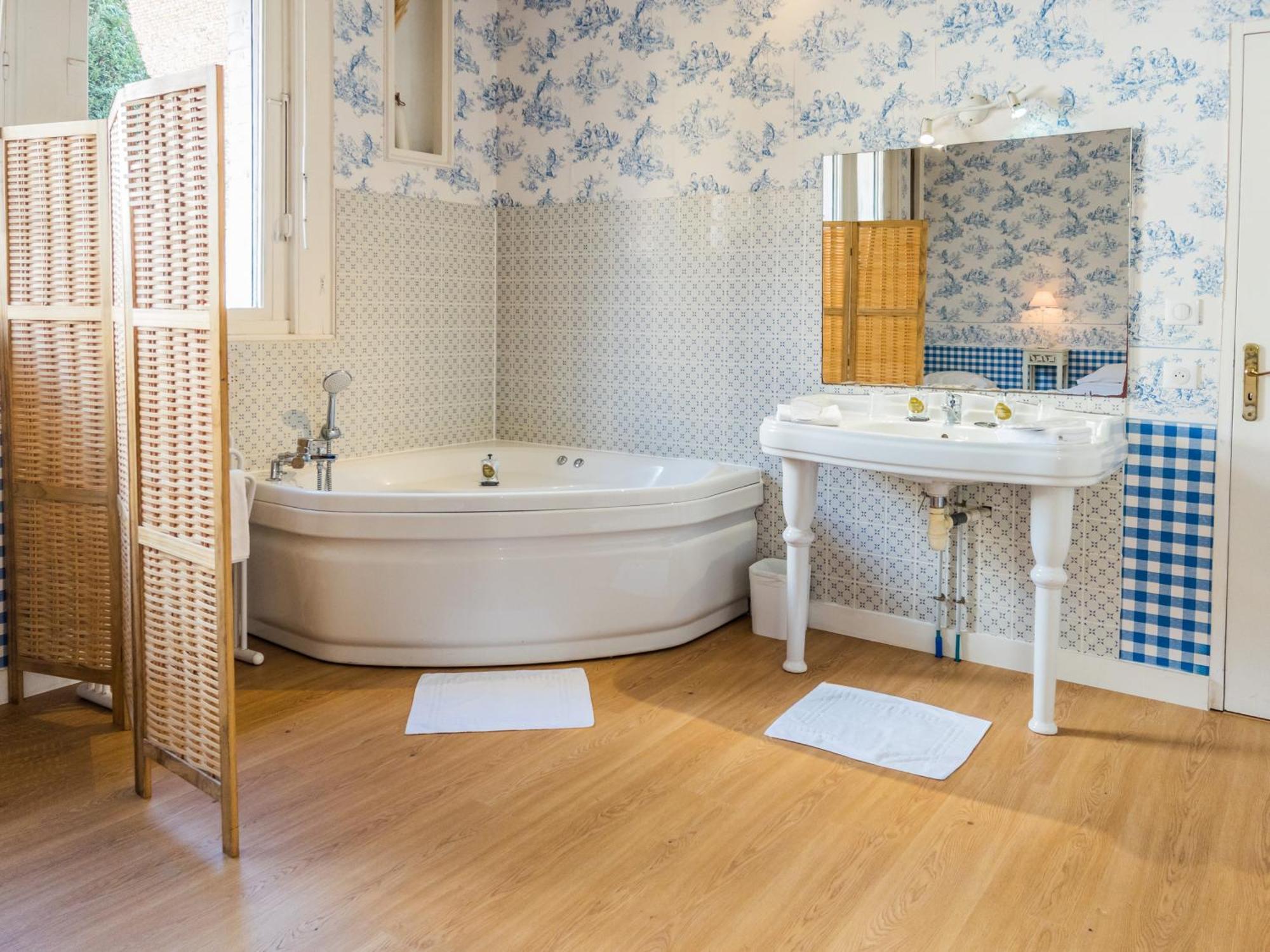 Hotel Joly Armentières Eksteriør billede